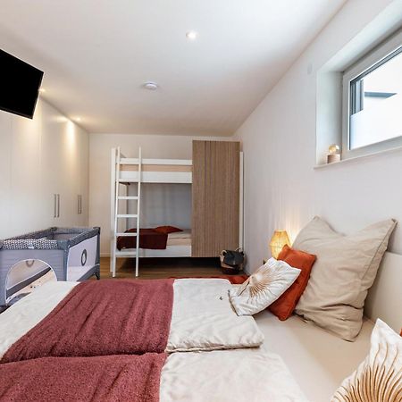 Studio 1 Parkside Apartments Günzburg Екстериор снимка