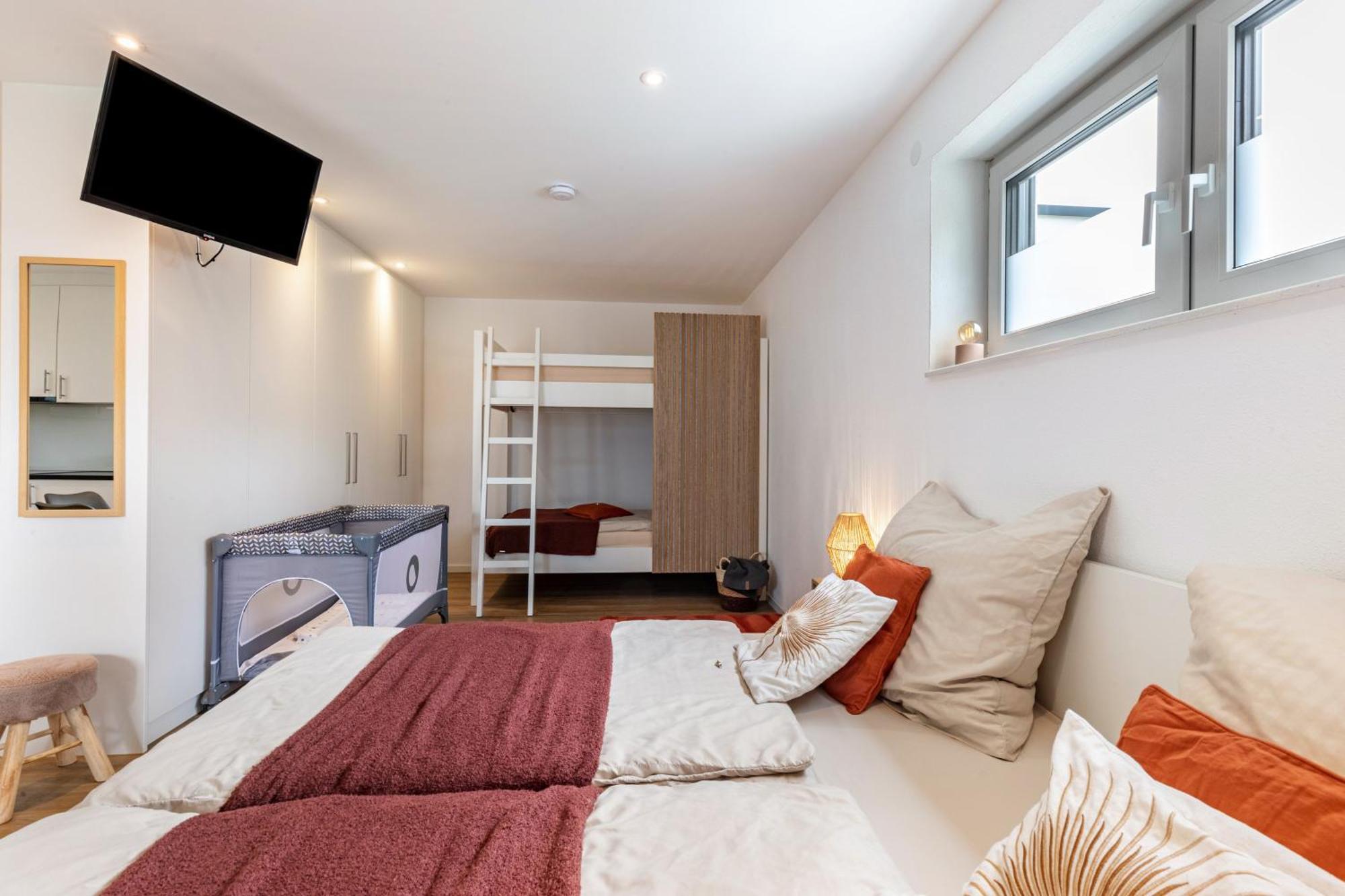 Studio 1 Parkside Apartments Günzburg Екстериор снимка